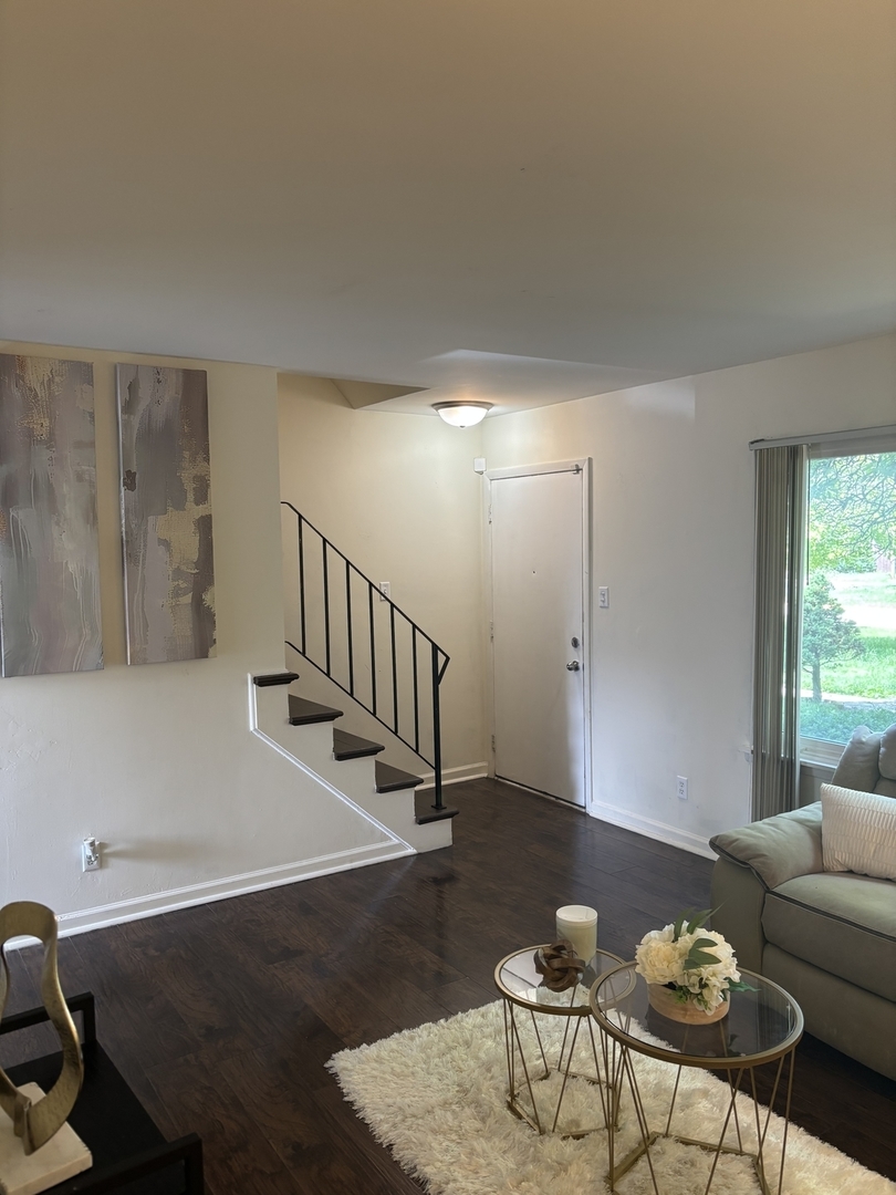 111 Greentree Court Property Photo 2