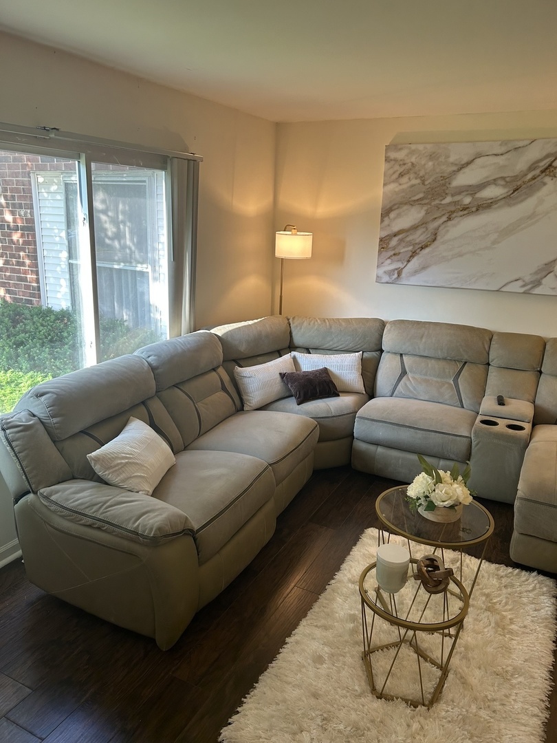 111 Greentree Court Property Photo 4