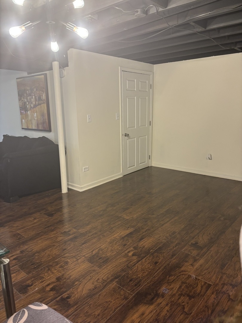 111 Greentree Court Property Photo 14