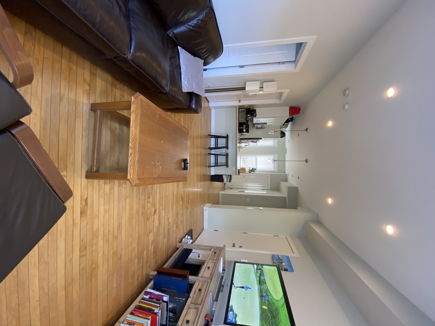 2778 N Kenmore Avenue 3 Property Photo 8