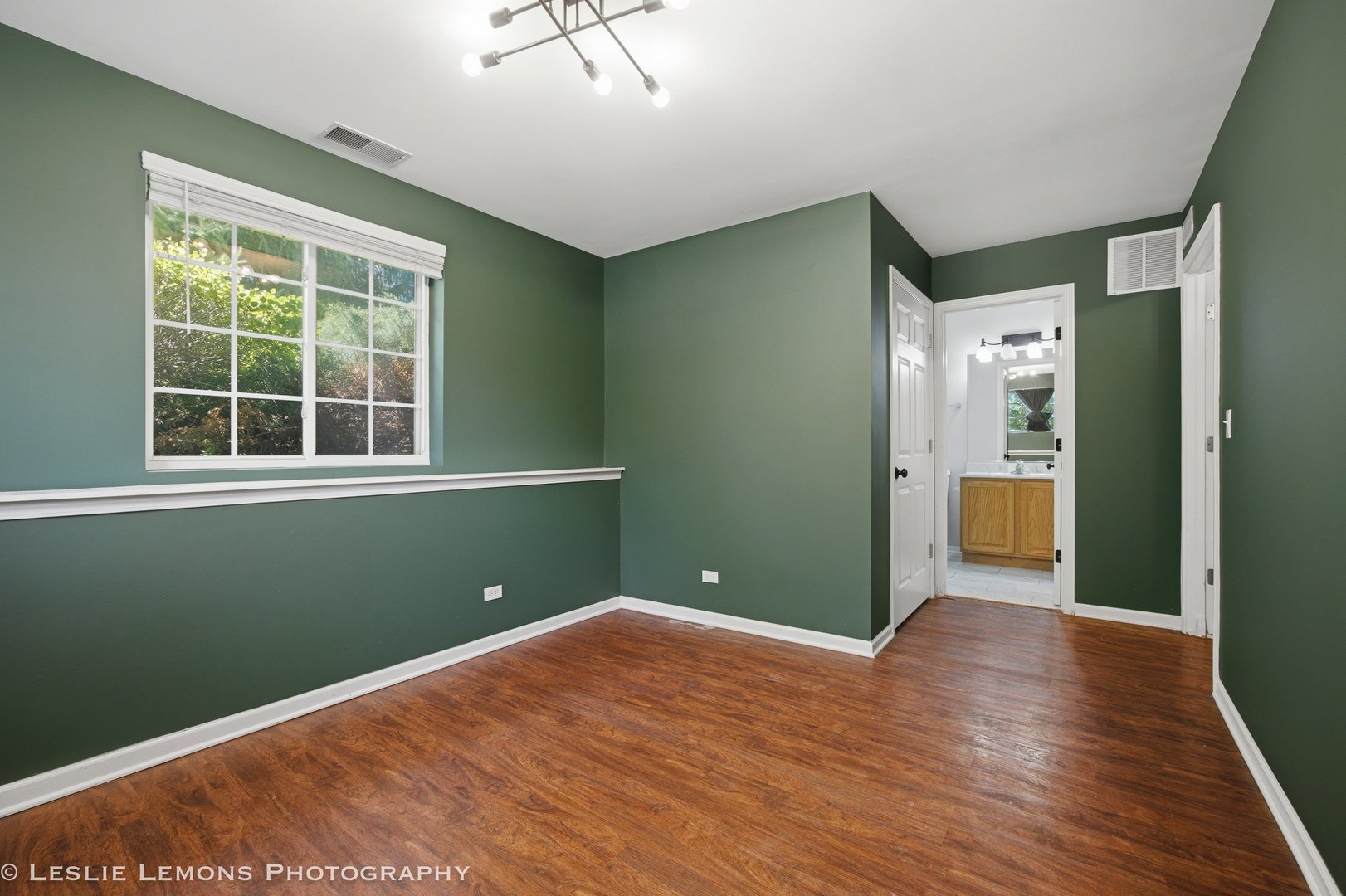 12682597 Property Photo 18