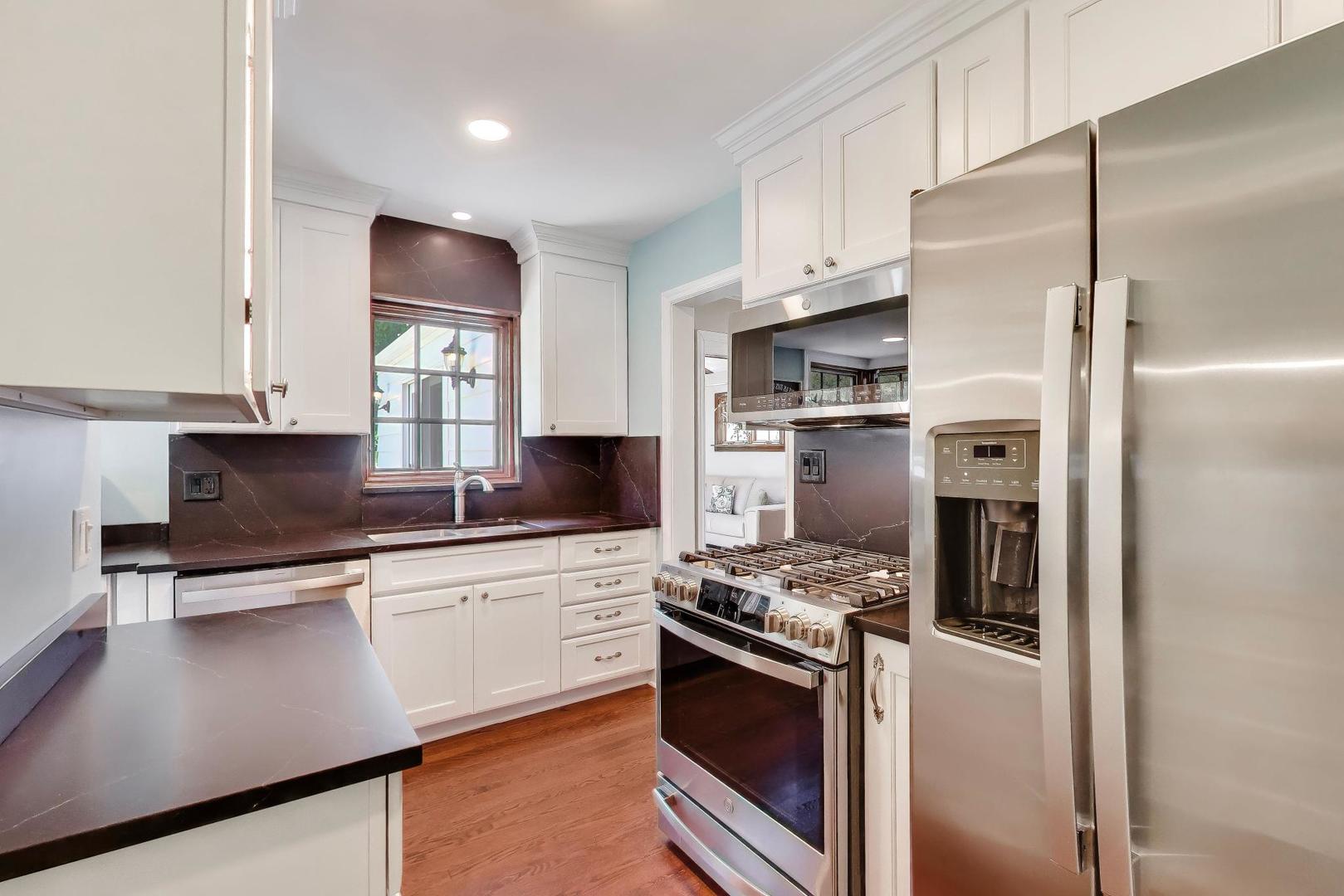 623 S Arlington Heights Road Property Photo 11