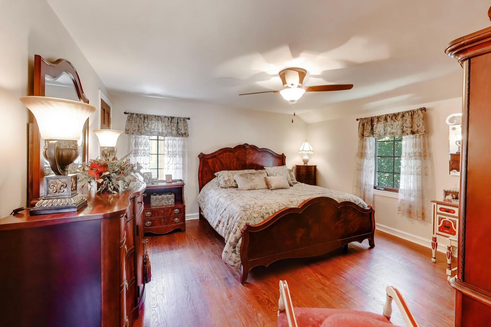 623 S Arlington Heights Road Property Photo 17