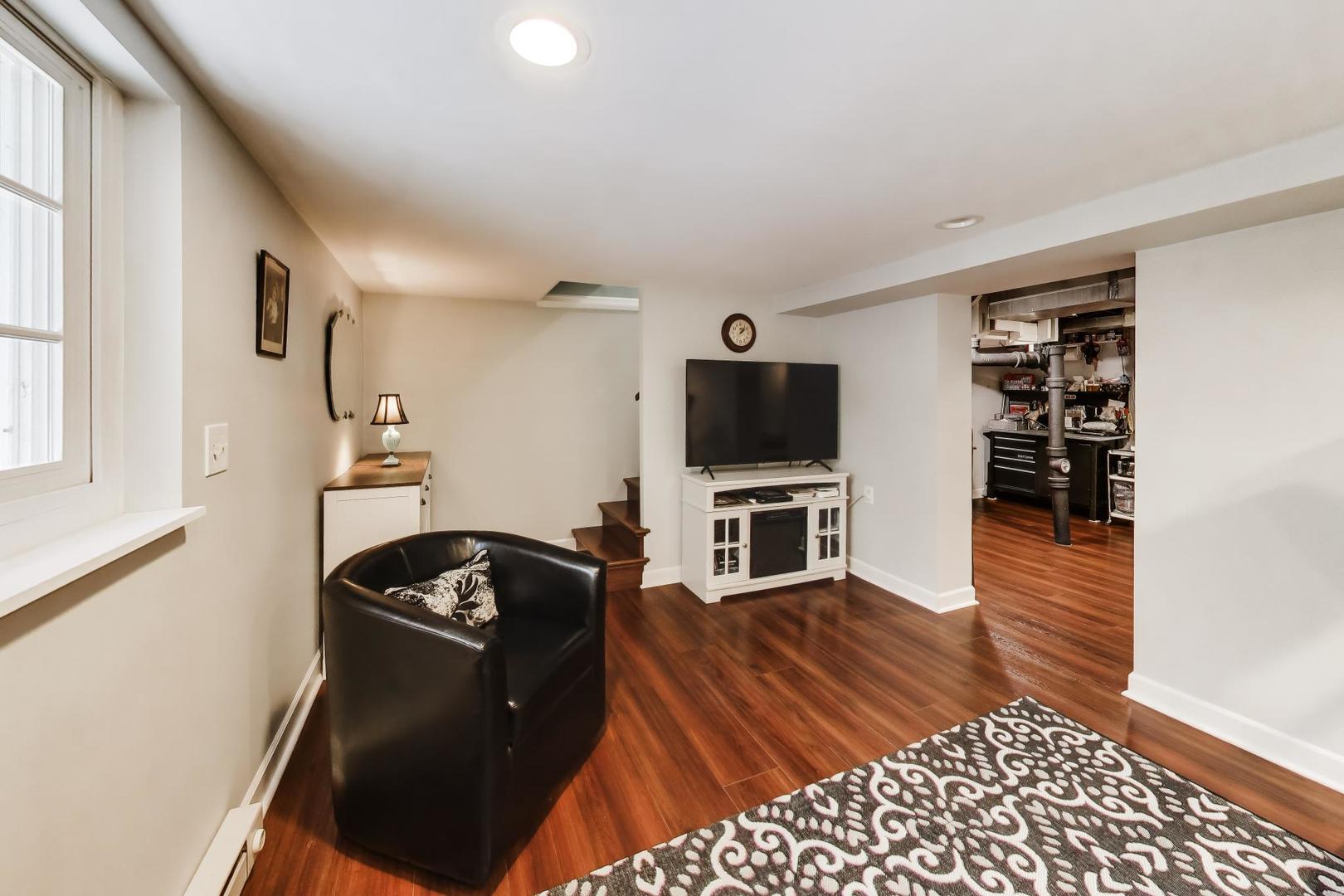 623 S Arlington Heights Road Property Photo 27