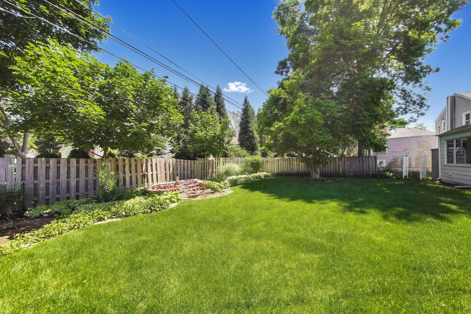 623 S Arlington Heights Road Property Photo 32