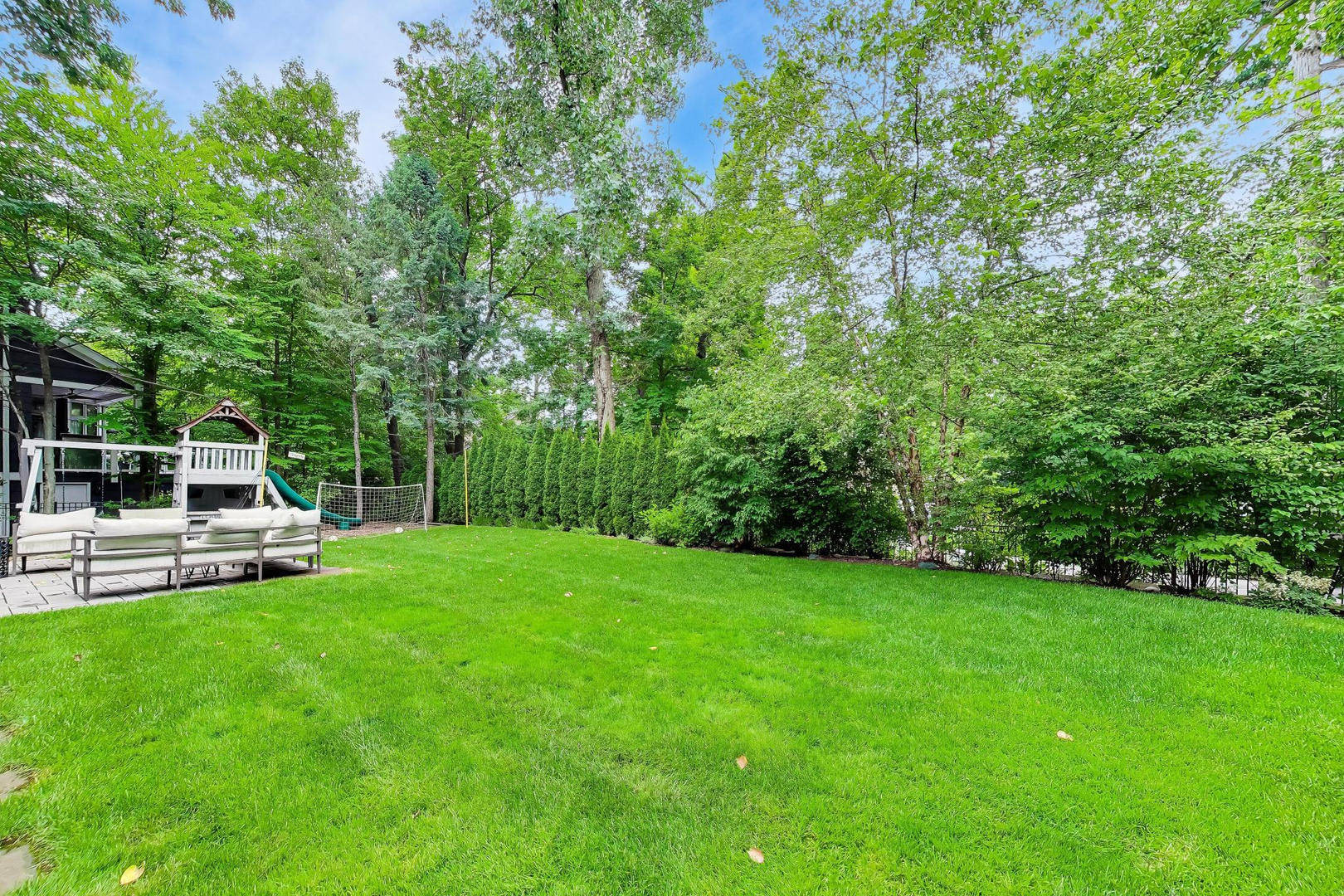 395 Cedar Avenue Property Photo 44