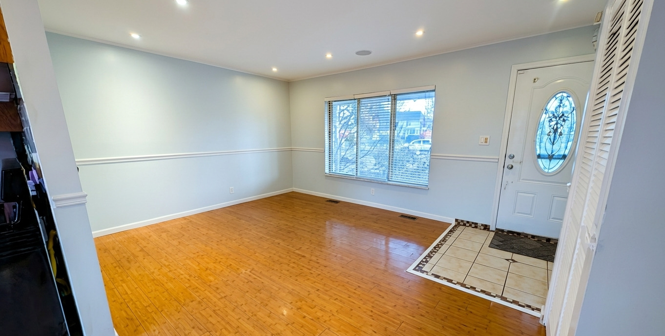 117 Galewood Drive Property Photo 6