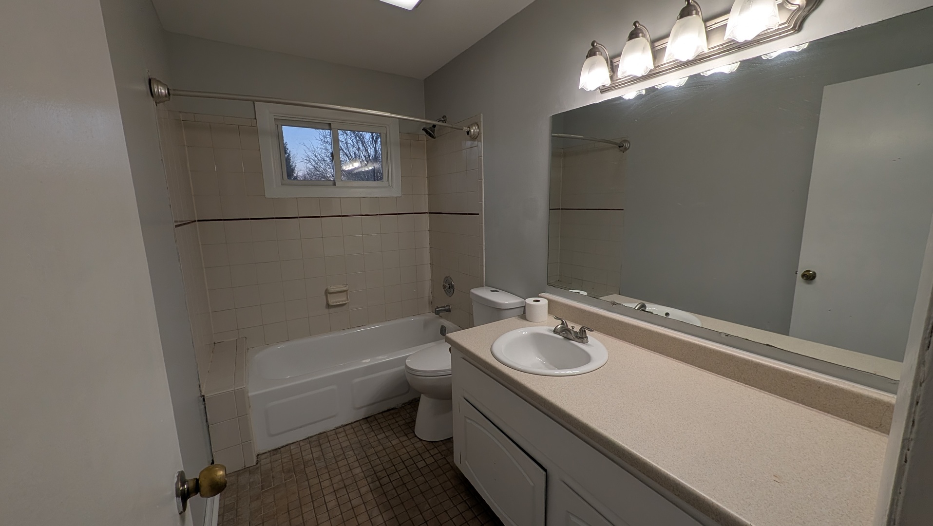 117 Galewood Drive Property Photo 13
