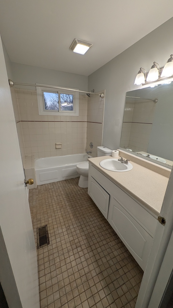 117 Galewood Drive Property Photo 14