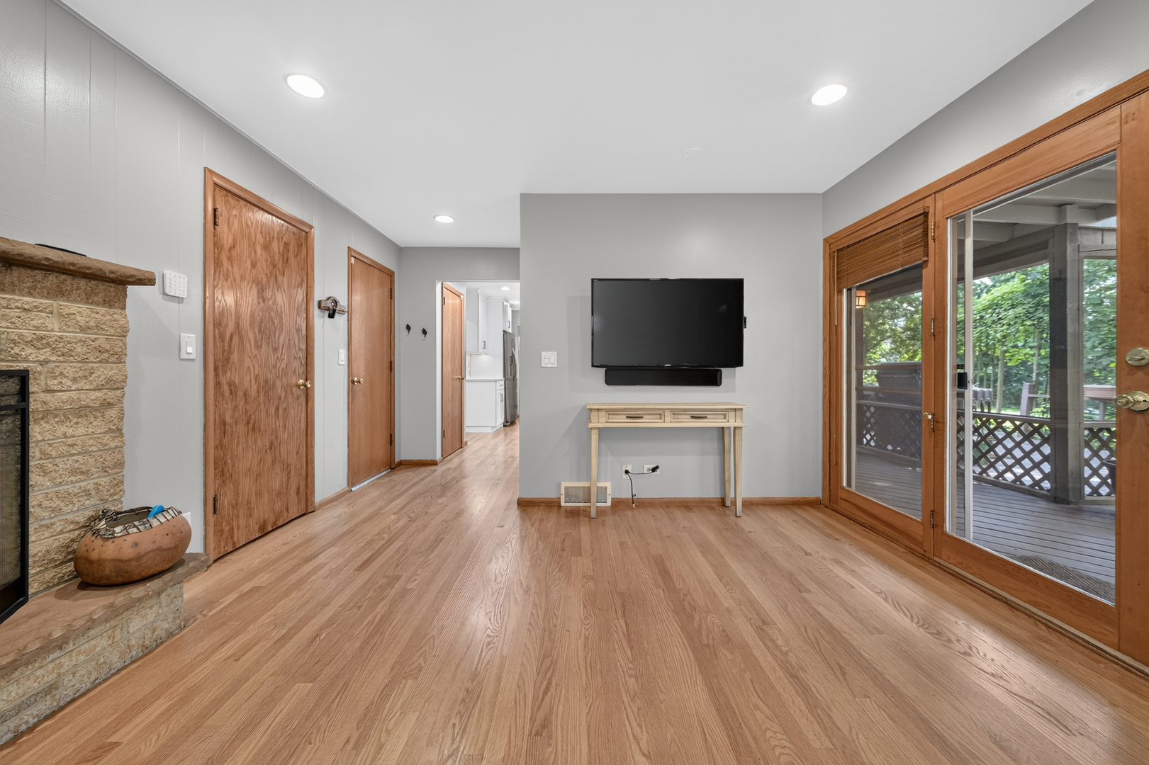 16 Falkirk Road Property Photo 23
