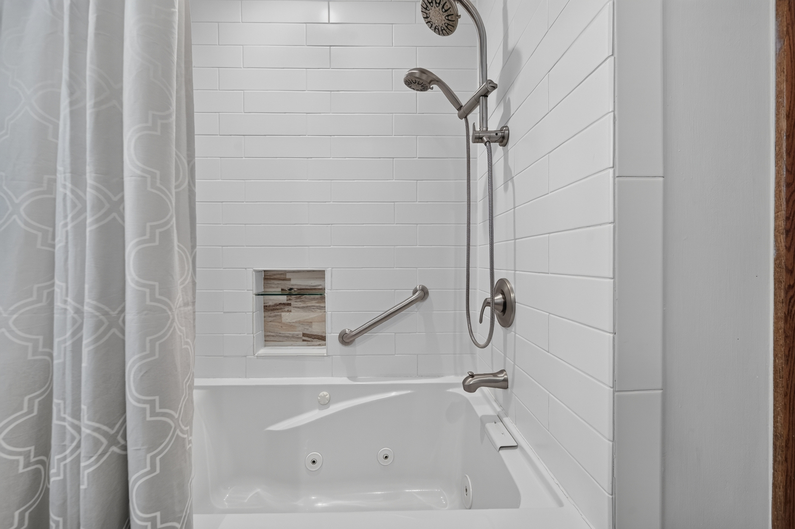 16 Falkirk Road Property Photo 30
