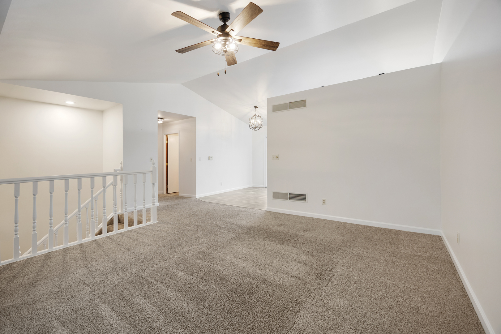 3765 N Il State Route 71 Property Photo 5
