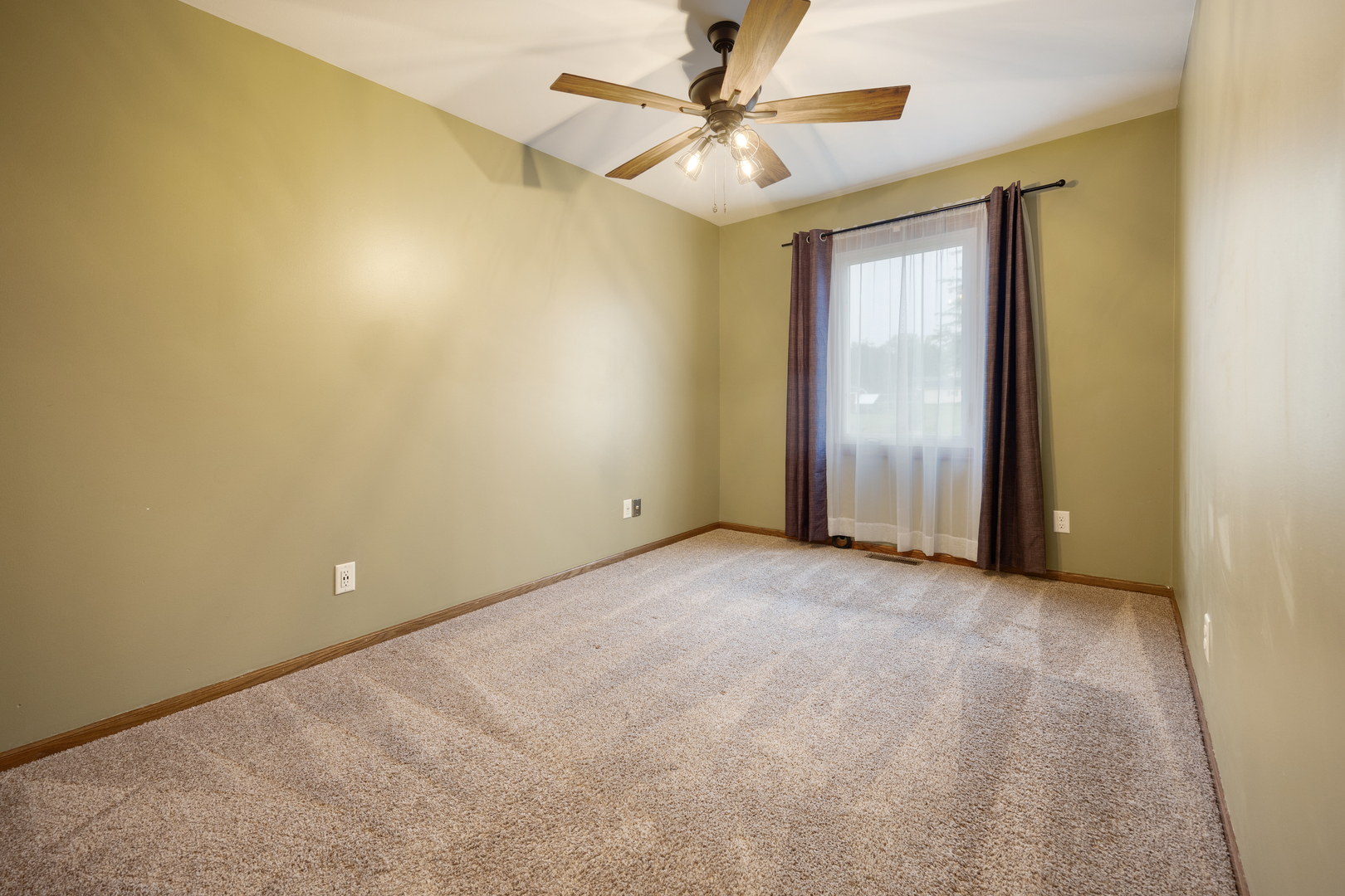 3765 N Il State Route 71 Property Photo 13