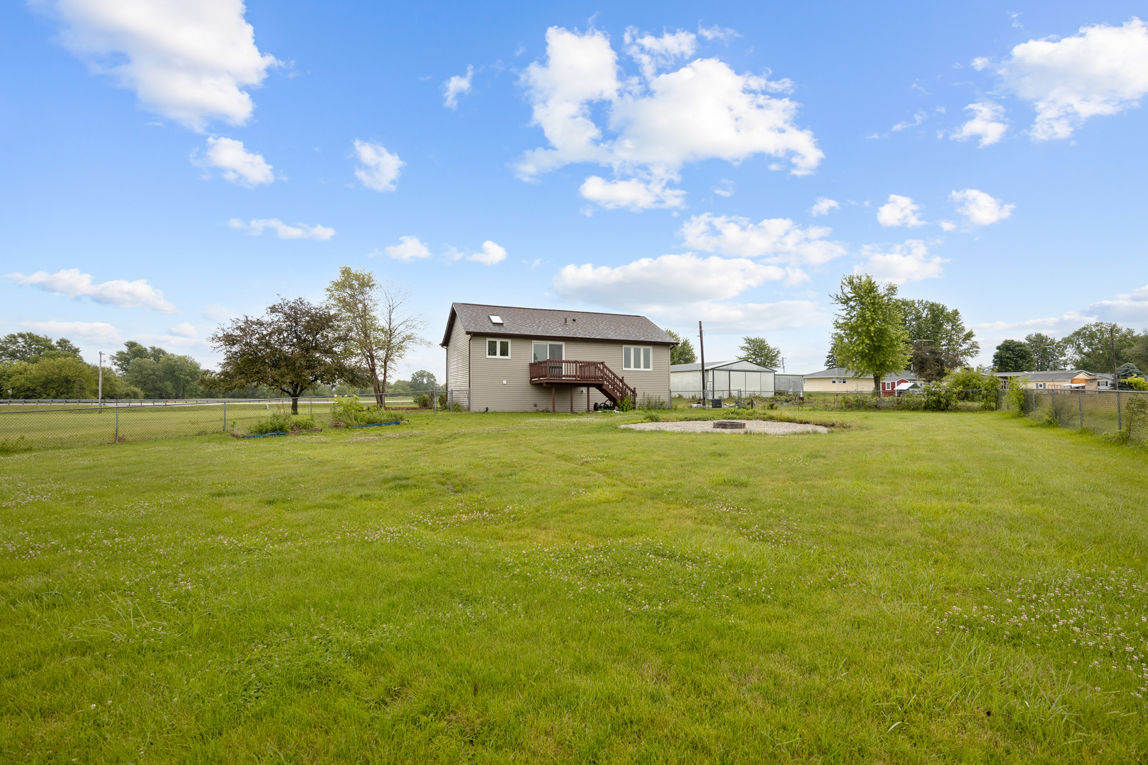 3765 N Il State Route 71 Property Photo 24