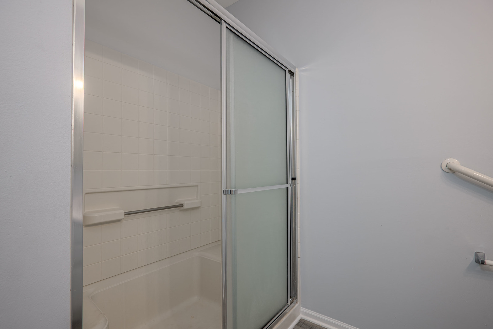 801 N Mclean Boulevard 146 Property Photo 15