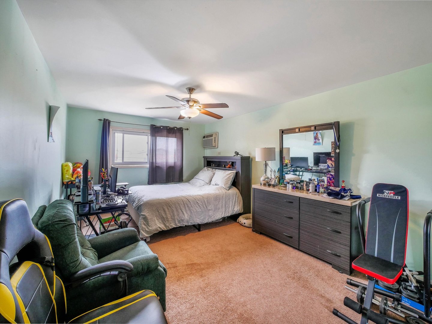 8430 W Oak Avenue Property Photo 12