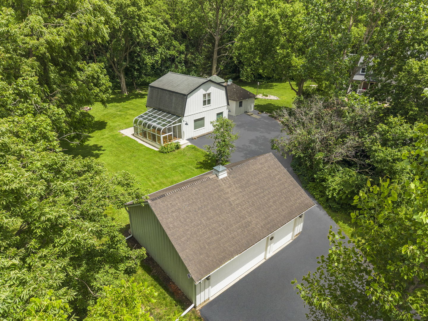 7479 Grove Road Property Photo 8