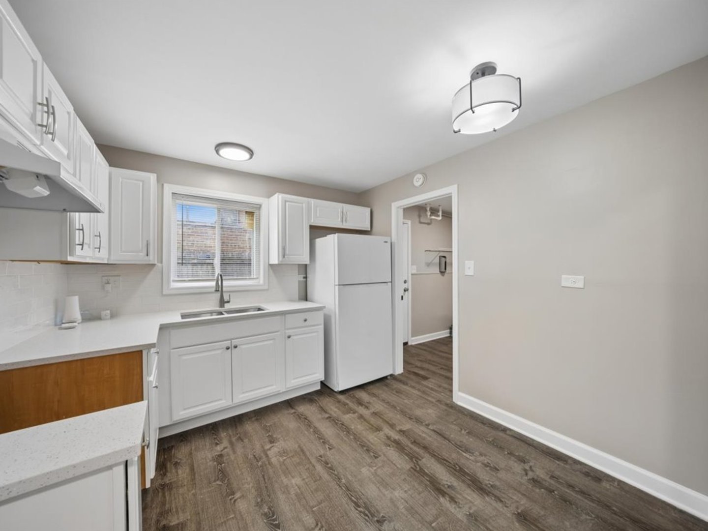 14628 Dante Avenue Property Photo 5