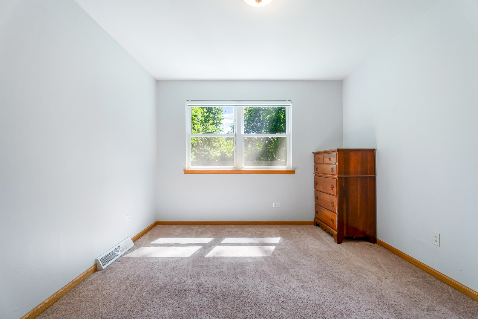 926 S Cedar Road Property Photo 14