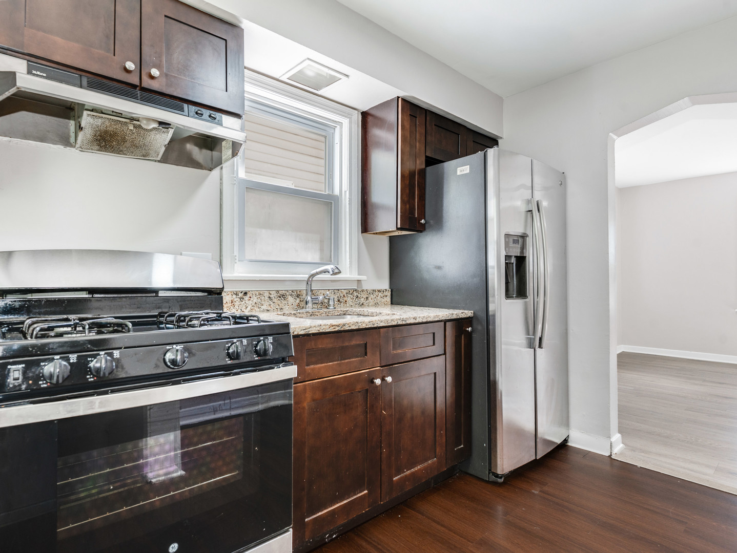 12241 S May Street Property Photo 6