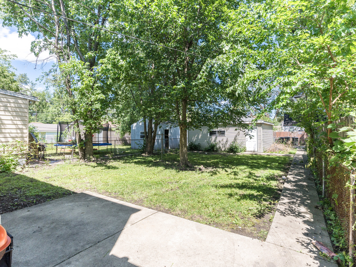 12241 S May Street Property Photo 15