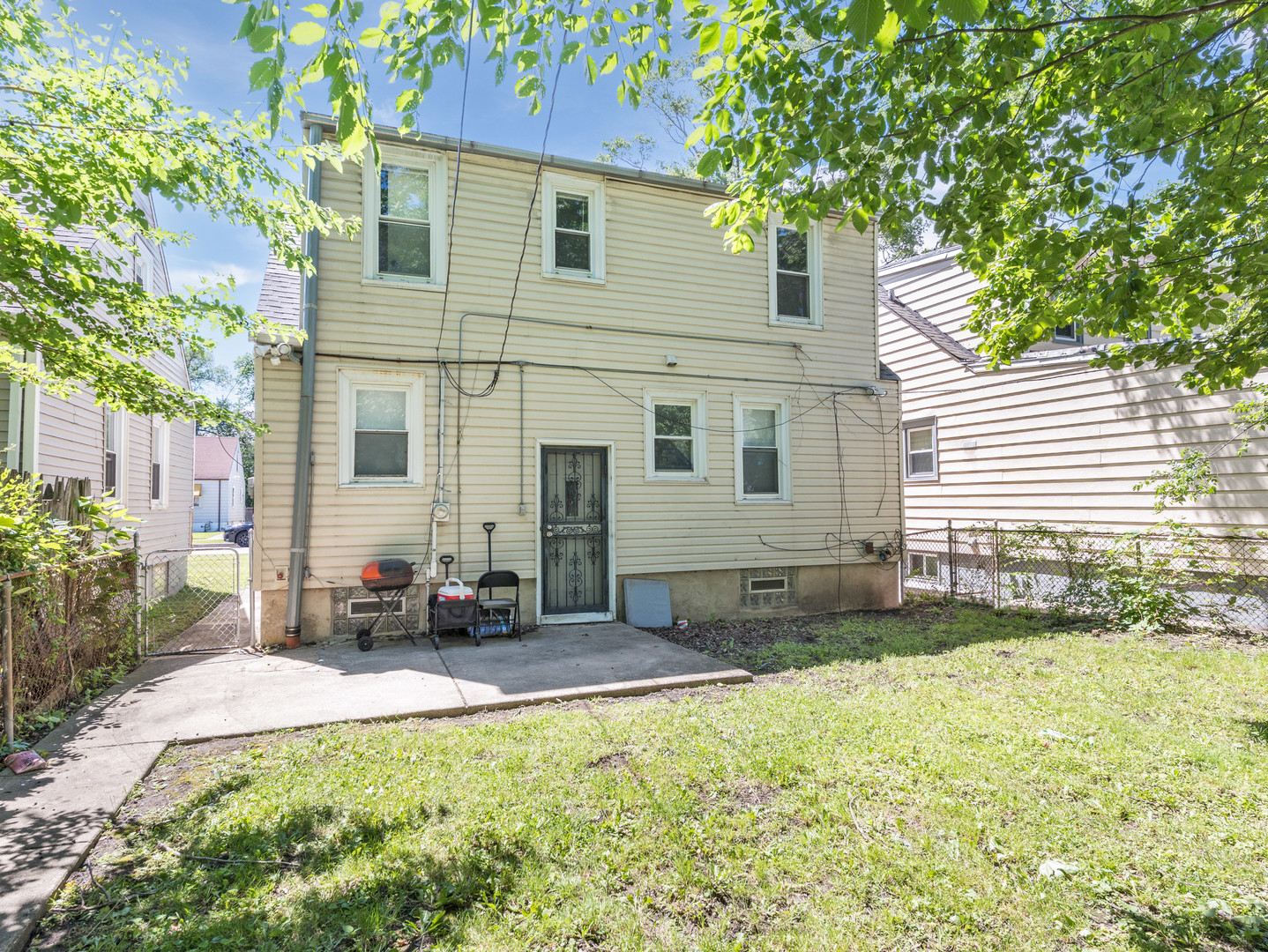 12241 S May Street Property Photo 16