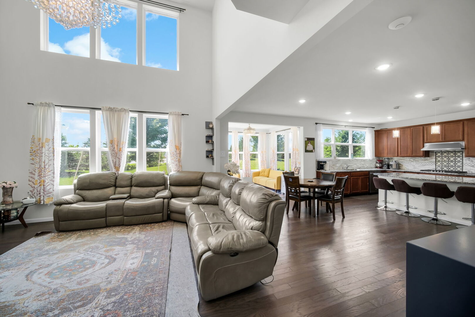 12682789 Property Photo 5