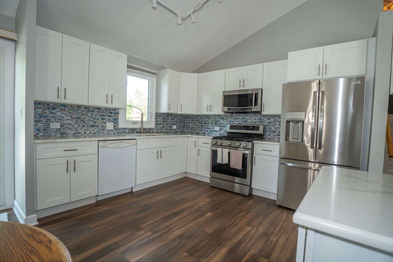 16409 Winding Creek Road Property Photo 8