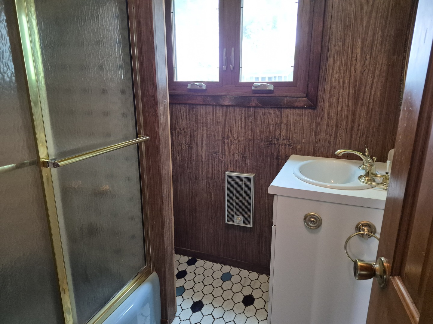 304 N Central Avenue Property Photo 17