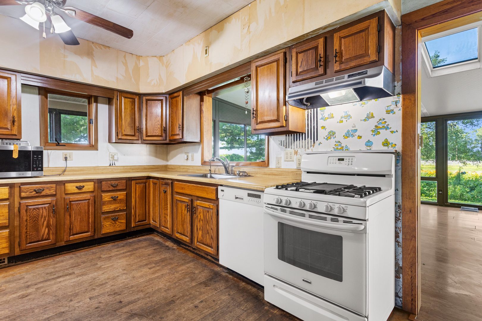 3511 N Rising Road Property Photo 21
