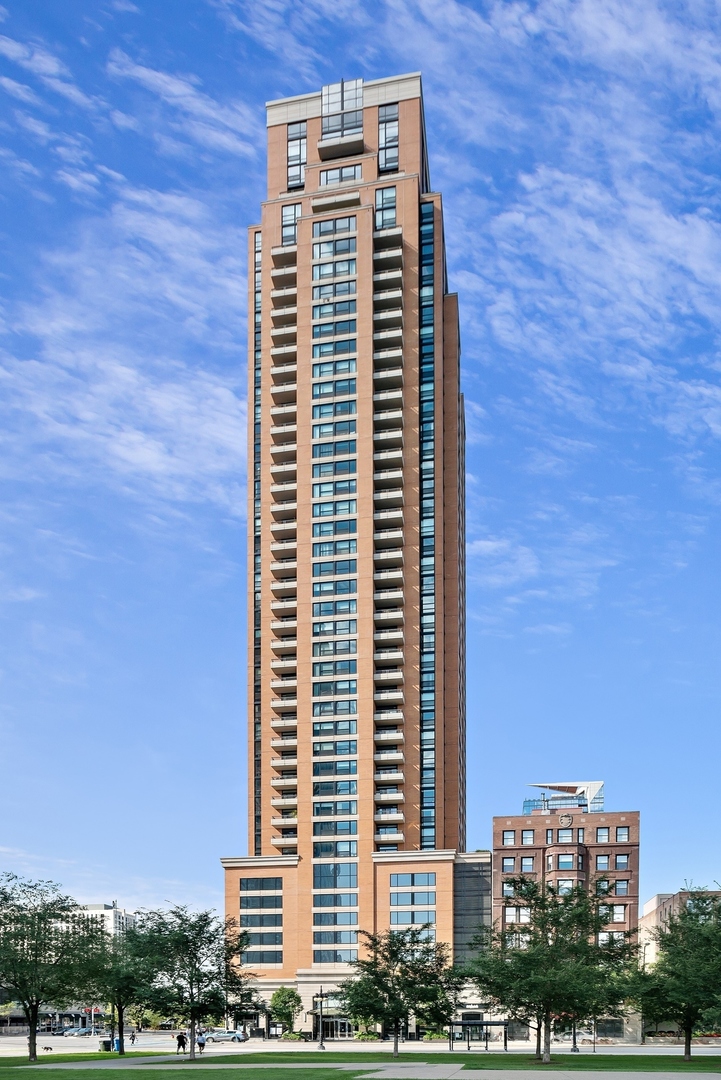 1160 S Michigan Avenue 4101 Property Photo 1