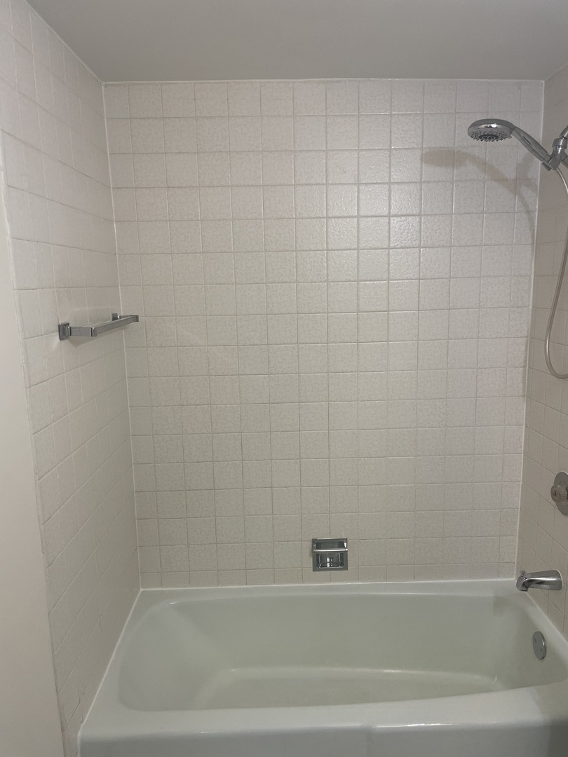 4821 W 109th Street 201 Property Photo 10