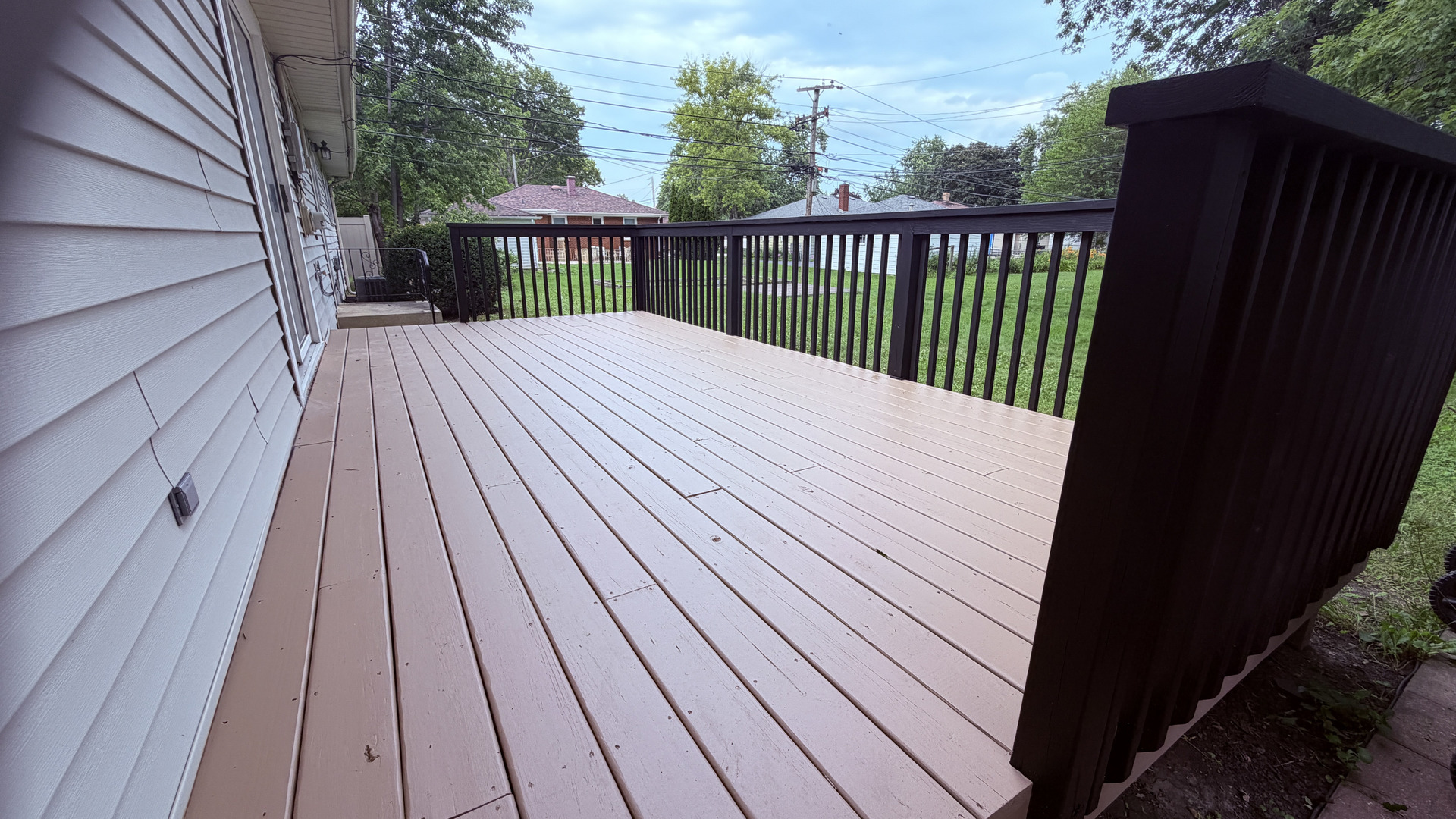 16067 School Street Property Photo 15