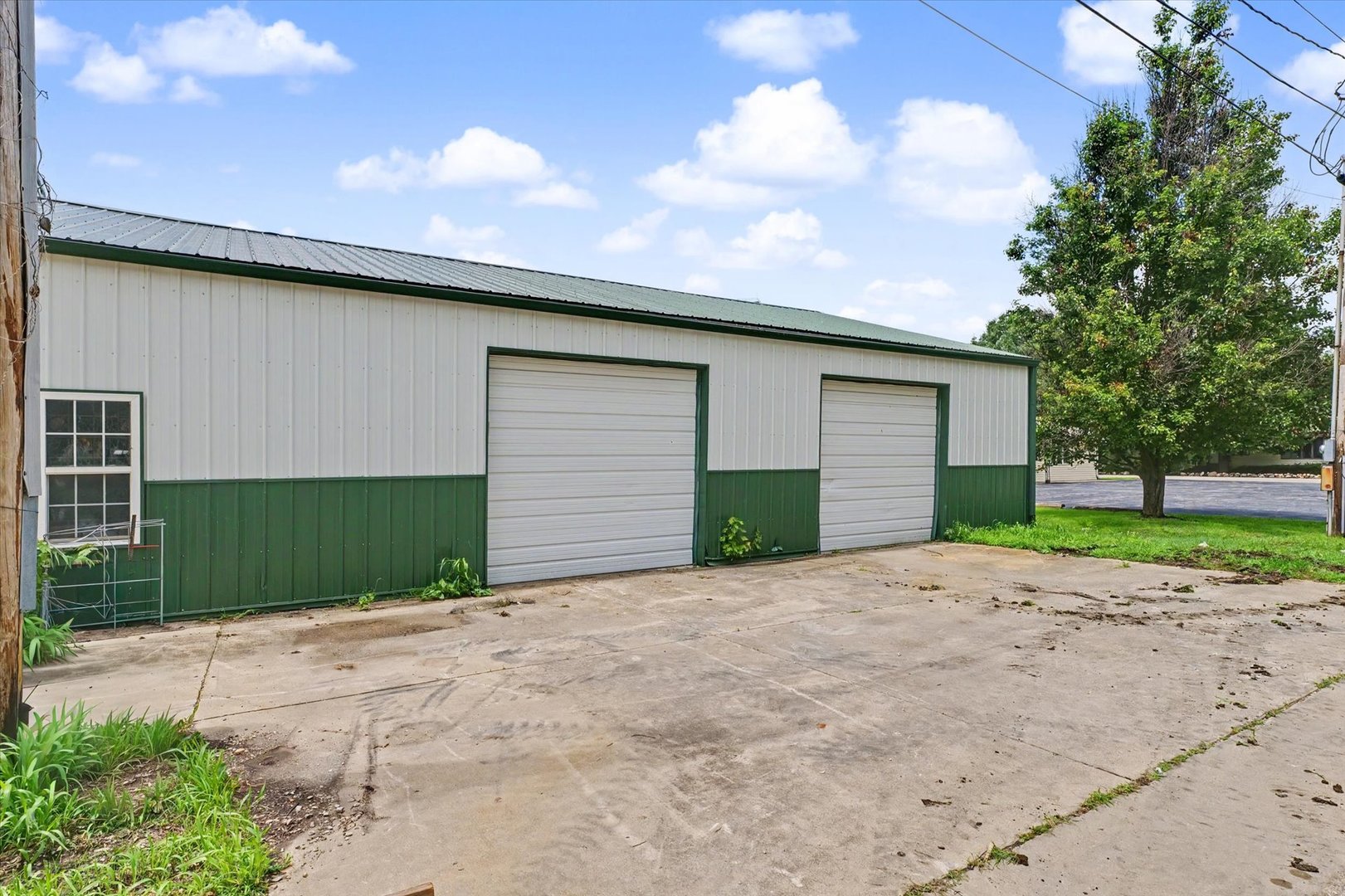809 N Main Street Property Photo 4