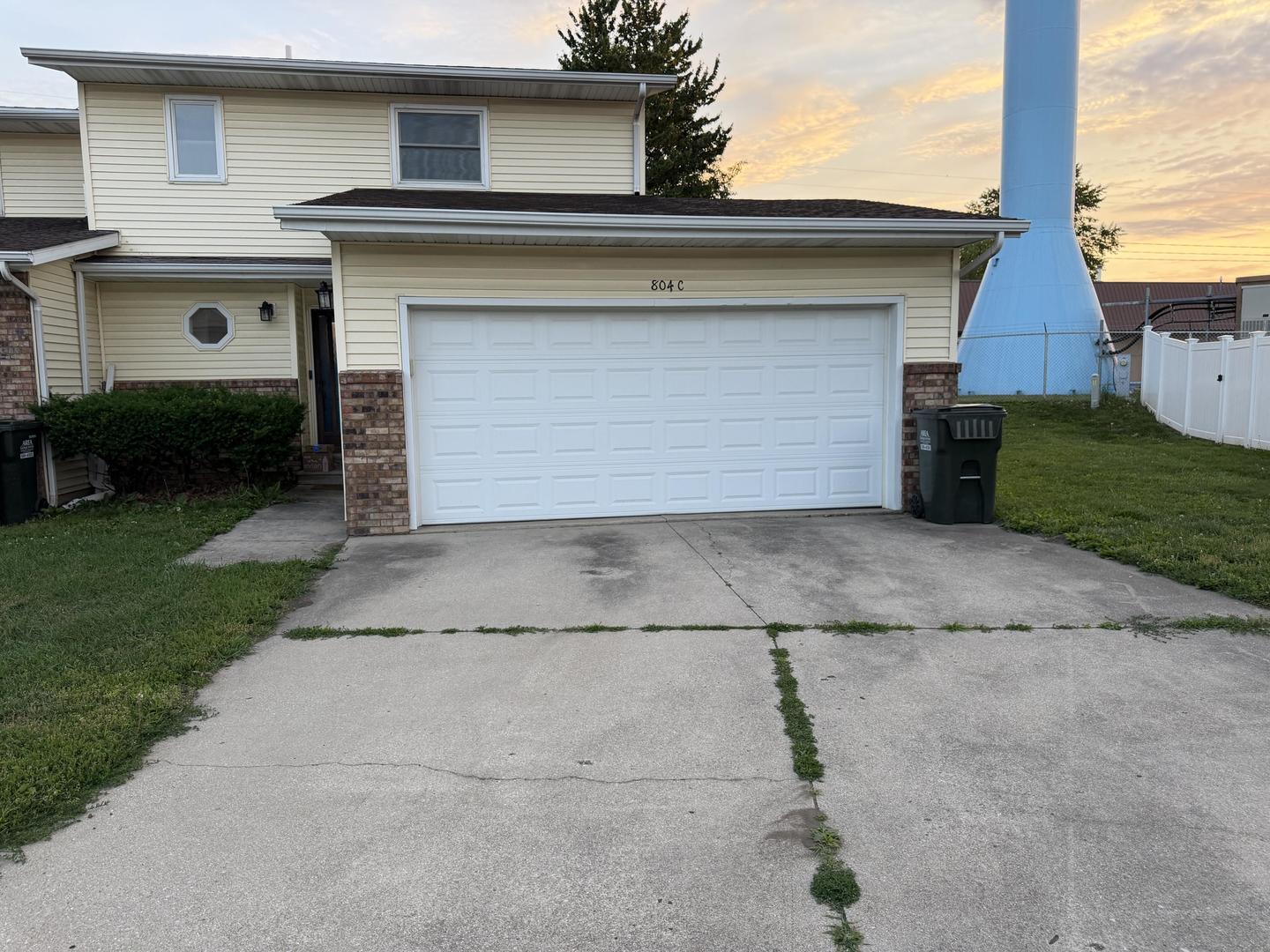 804 S Okaw C Property Photo 1