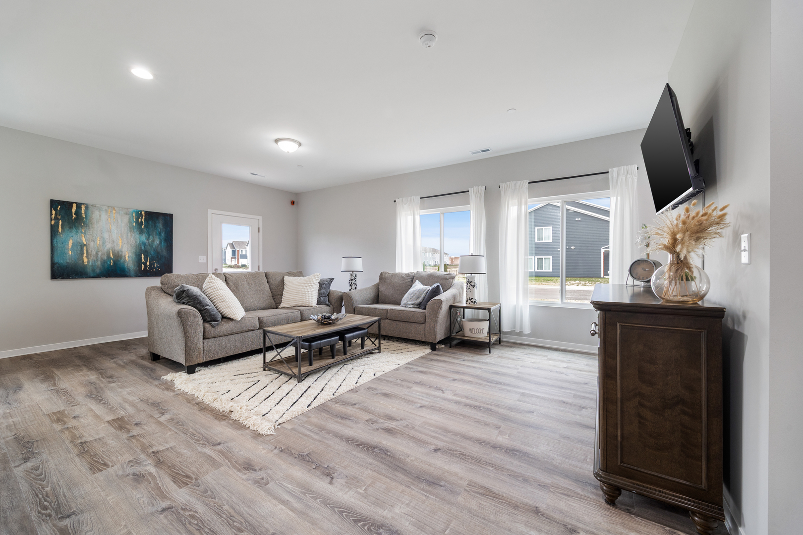 1201 Gillespie Lane Property Photo 4