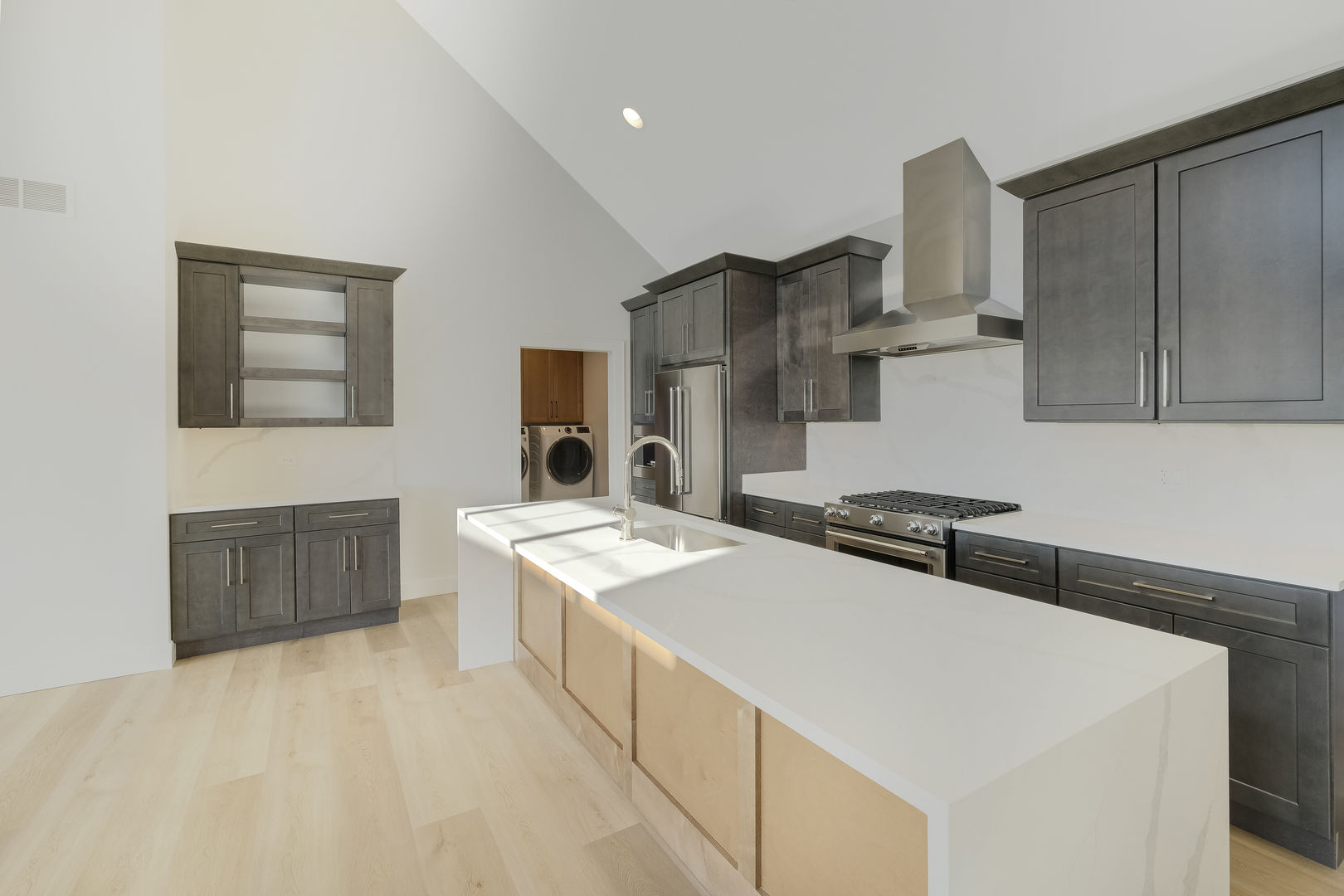 9 Beech Tree Place Property Photo 5