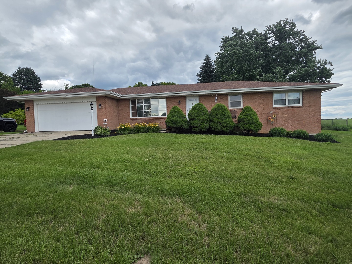 980 S Bell School Road Property Photo 1