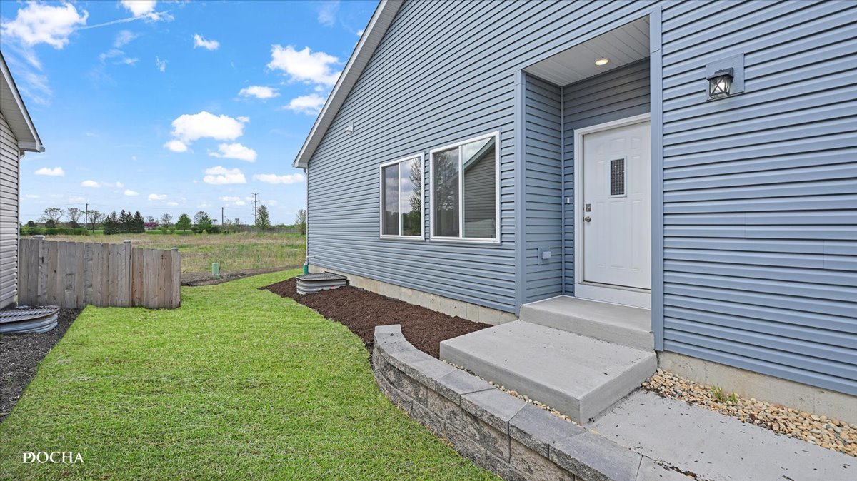 3993 Shoeger Drive Property Photo 2
