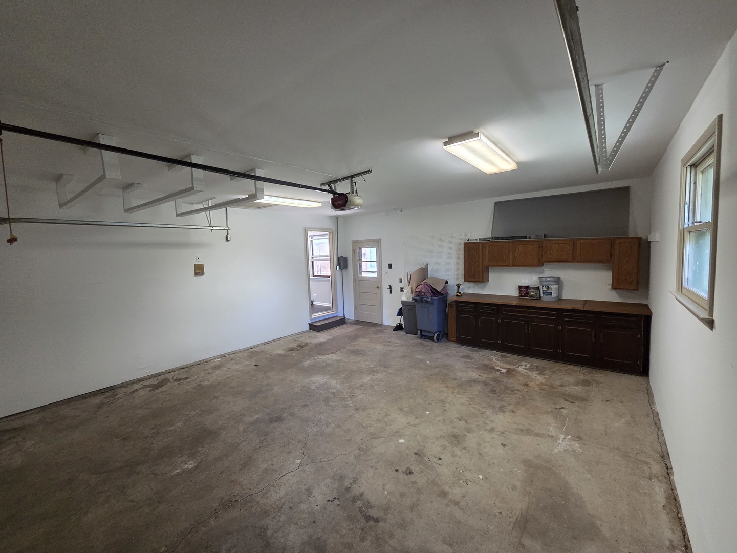 668 Lee Drive Property Photo 24