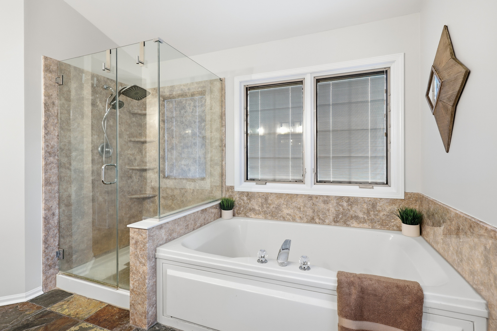 1 Fernwood Court Property Photo 27