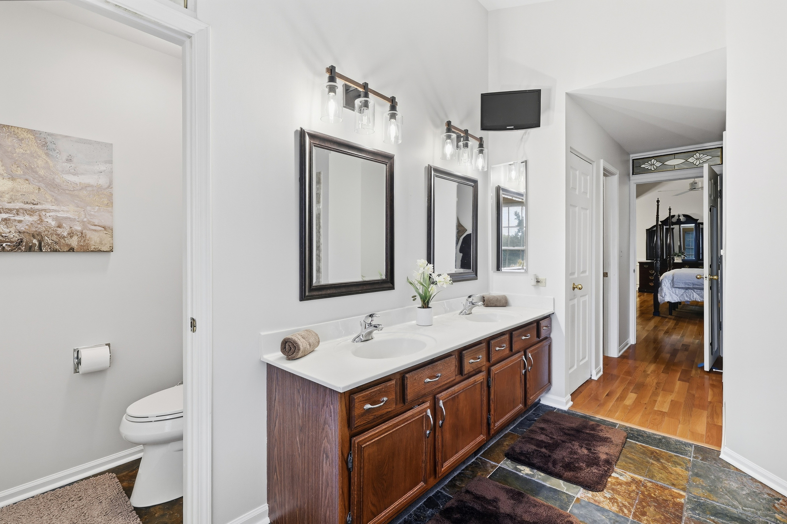1 Fernwood Court Property Photo 28