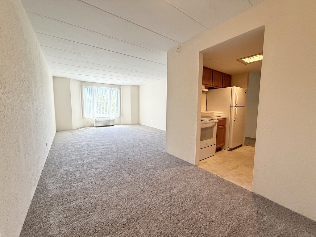1 Renaissance Place 505 Property Photo 5