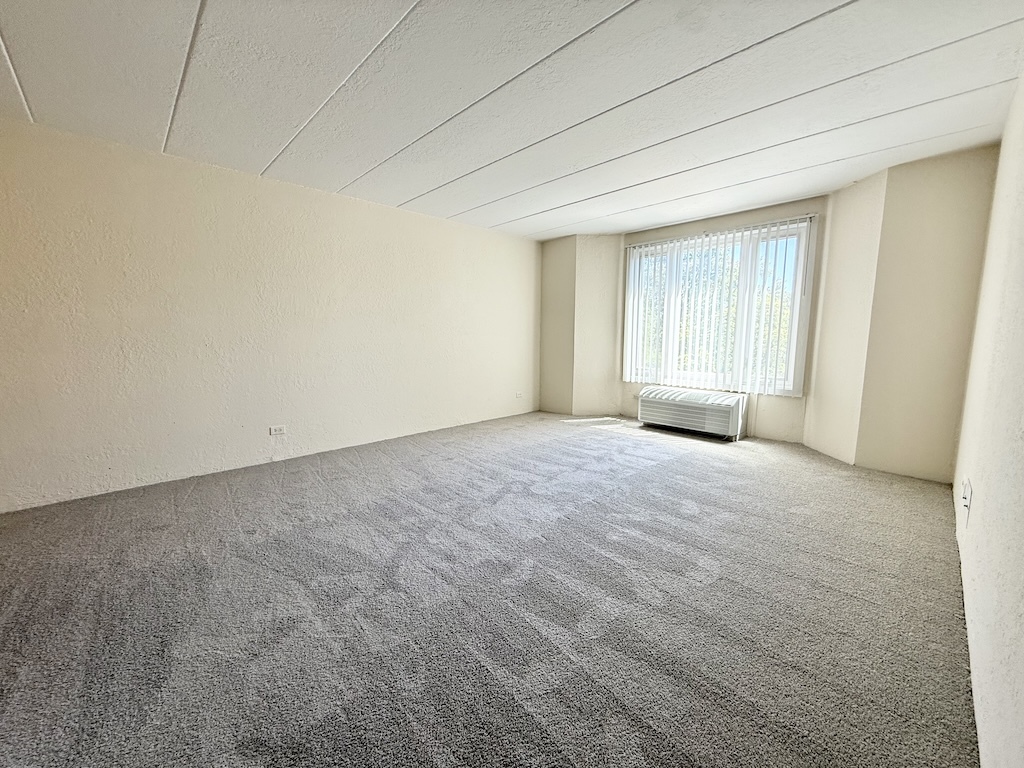 1 Renaissance Place 505 Property Photo 8