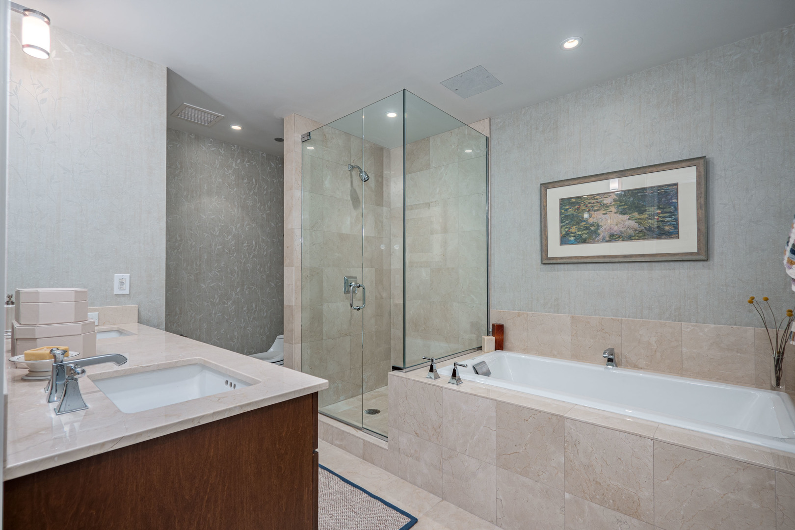 800 N Michigan Avenue 3403 Property Photo 22