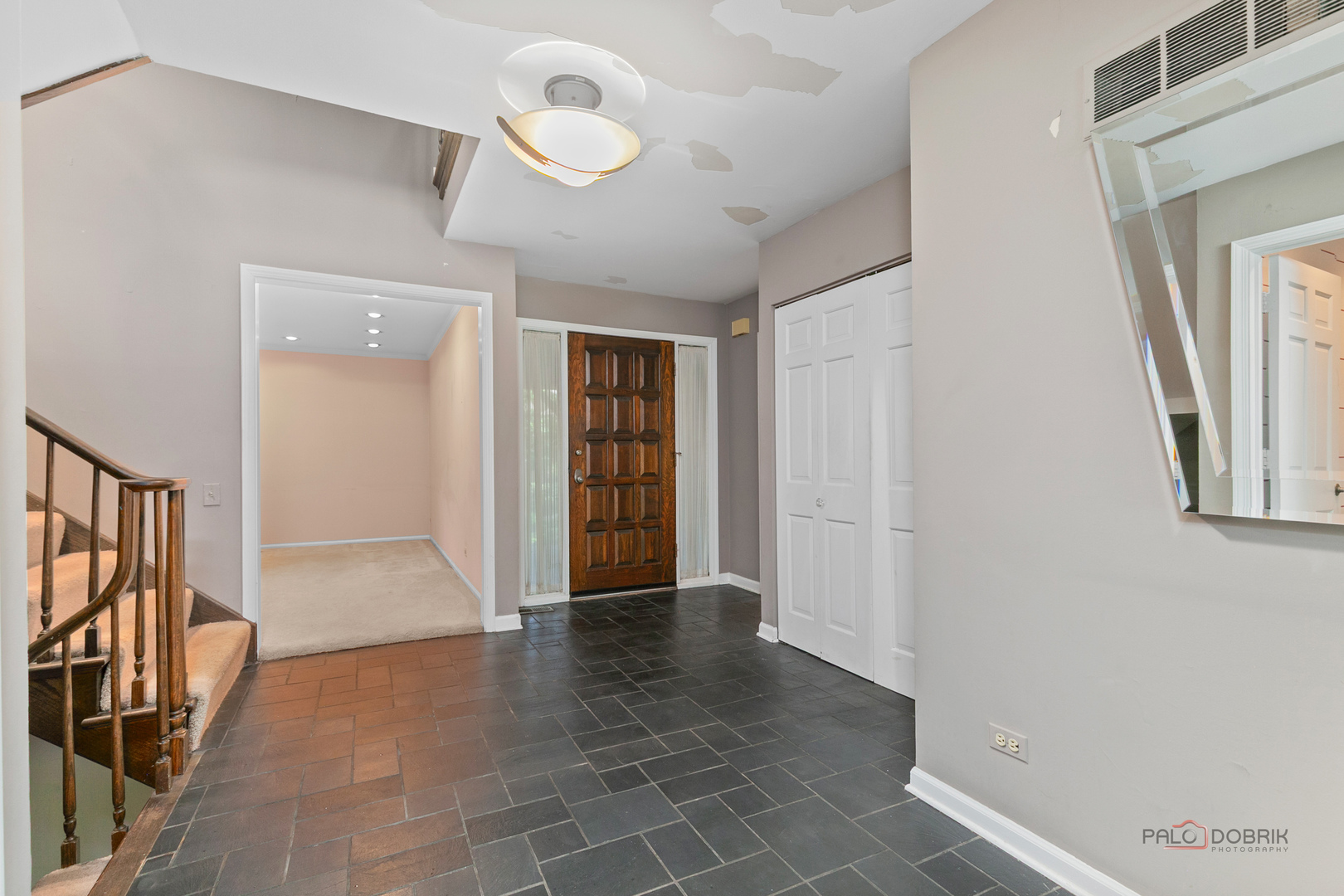 3875 S Mission Hills Road Property Photo 6