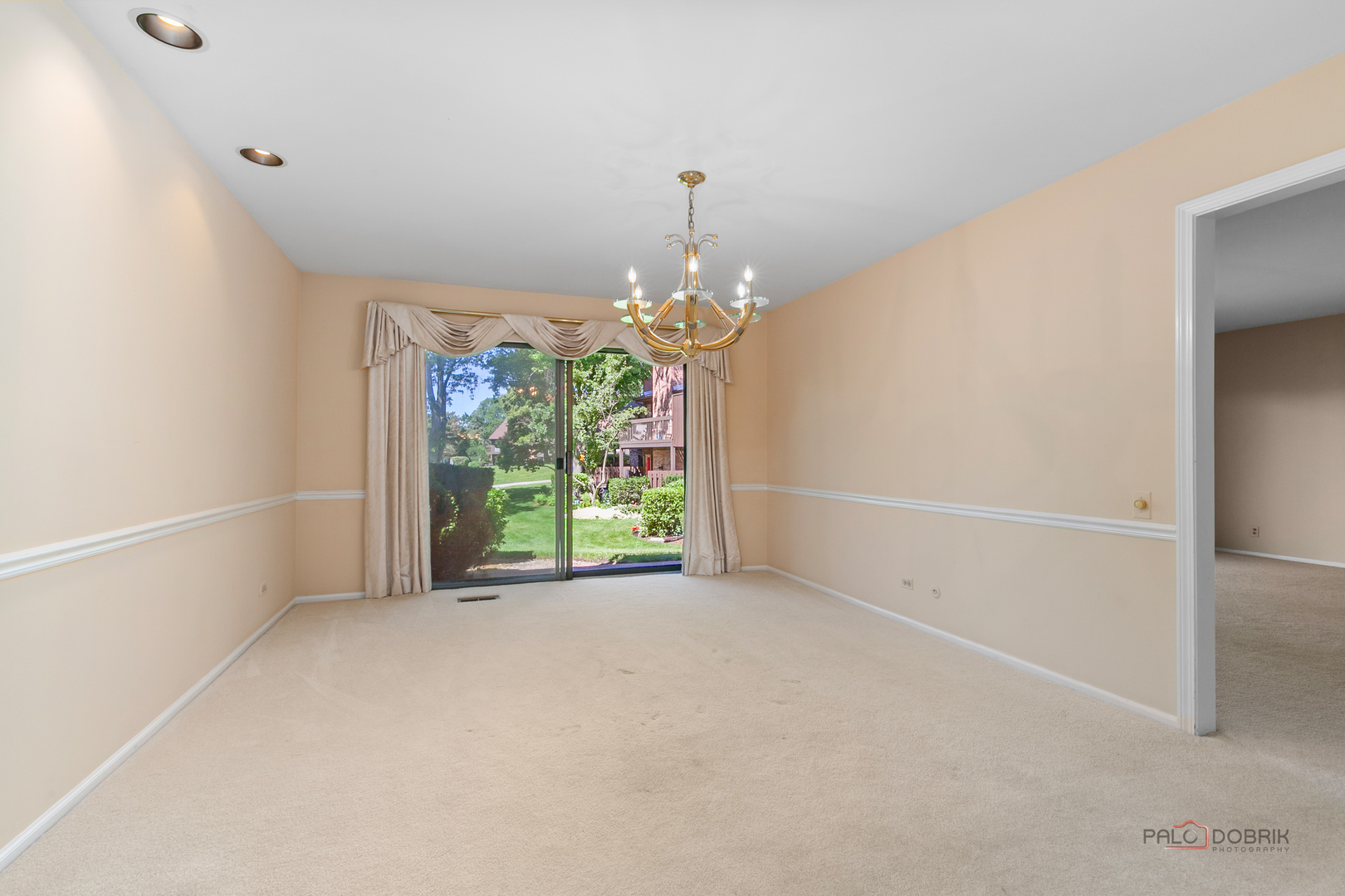 3875 S Mission Hills Road Property Photo 11