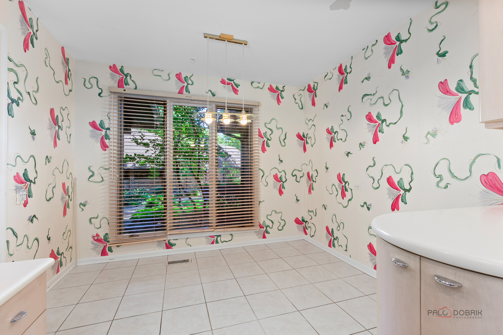 3875 S Mission Hills Road Property Photo 18