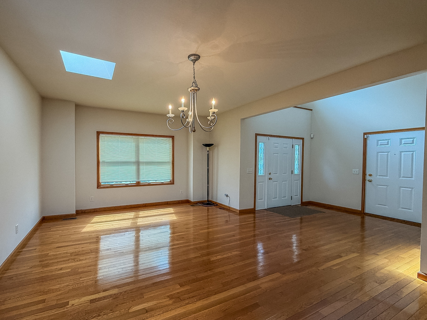 2903 Wynstone Drive Property Photo 6