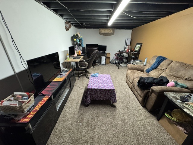 201 S West Street Property Photo 9